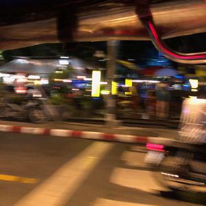 雷狮顶安迷修的生育
