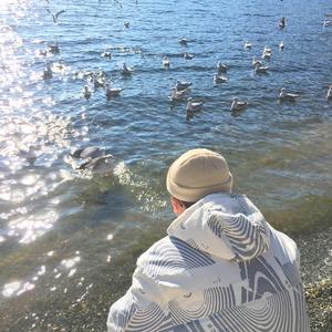 雷狮顶安迷修的生育
